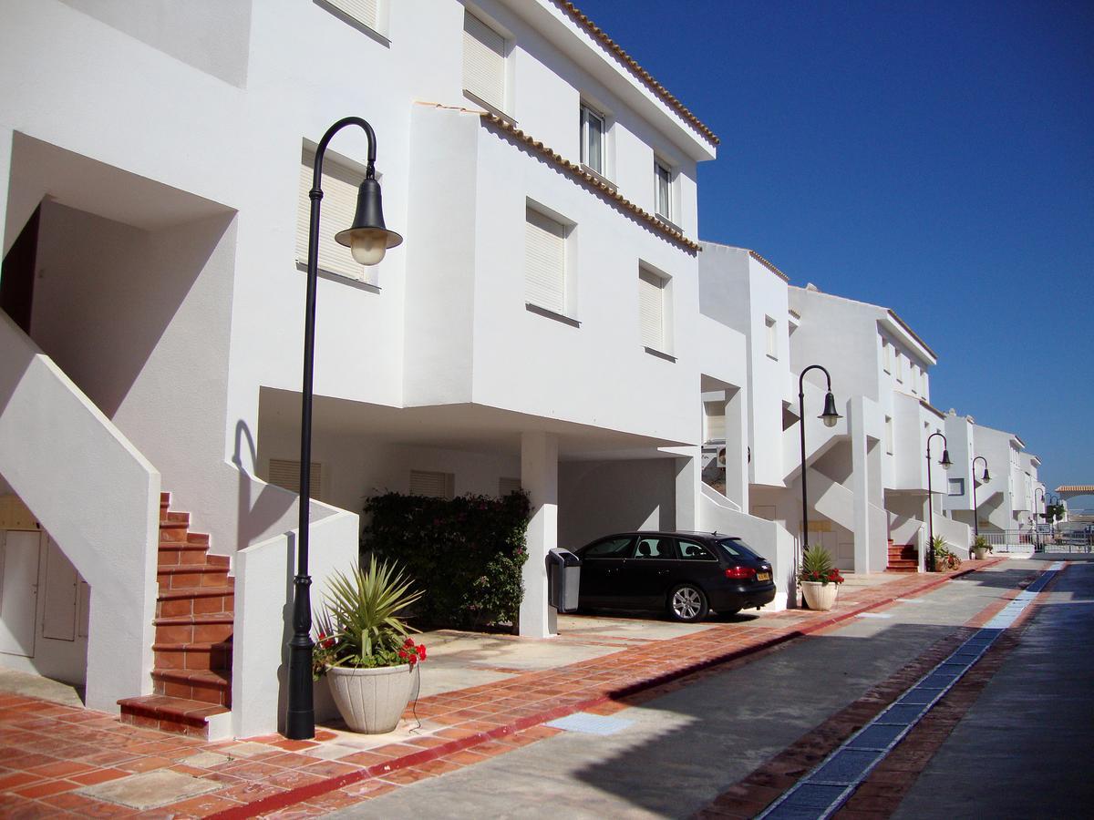 Apartamentos El Puerto 3000 Alcossebre Dış mekan fotoğraf