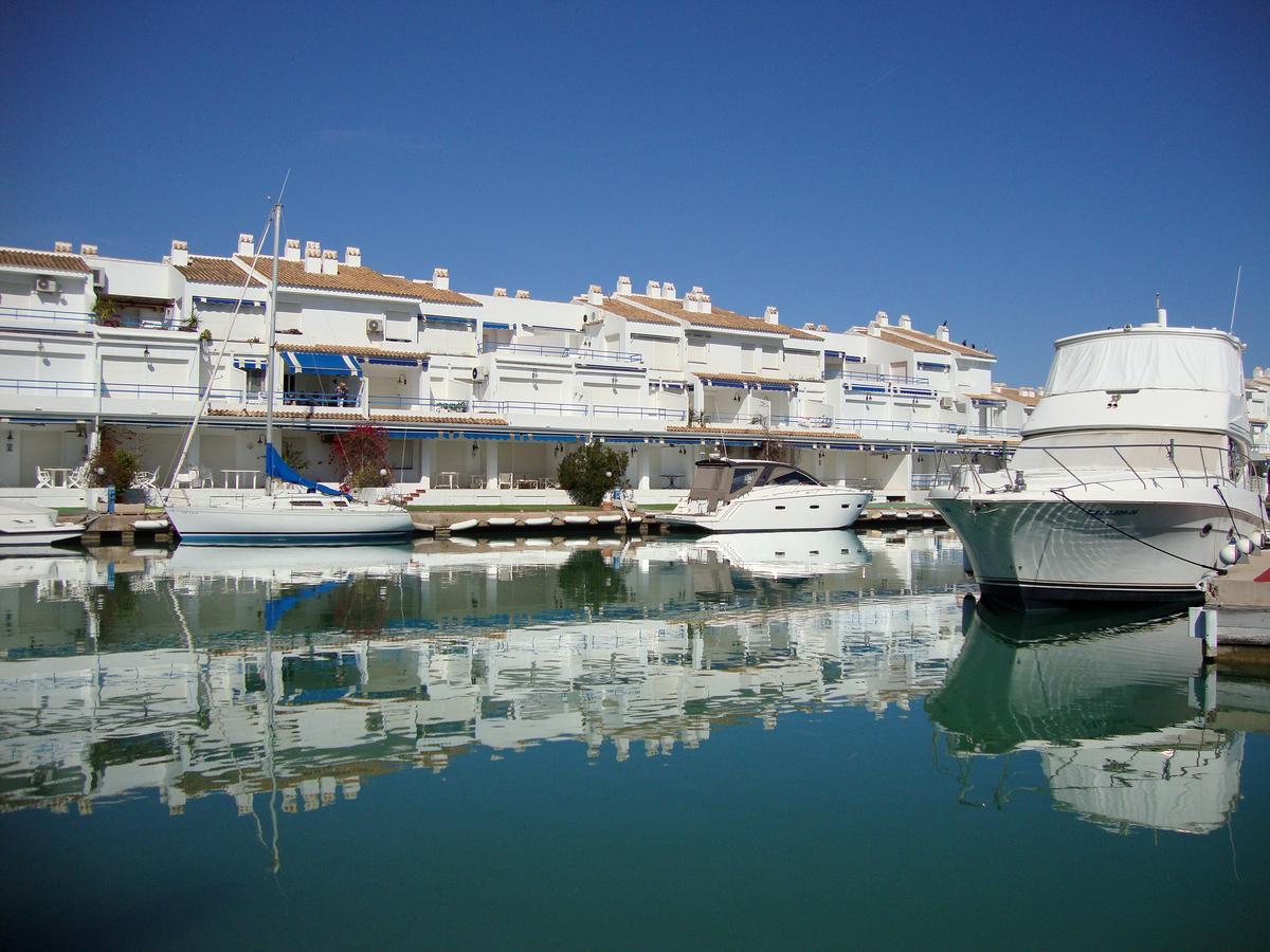Apartamentos El Puerto 3000 Alcossebre Dış mekan fotoğraf