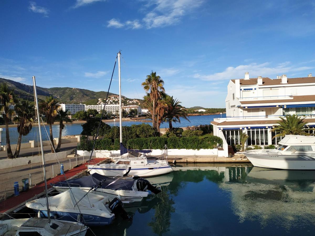Apartamentos El Puerto 3000 Alcossebre Dış mekan fotoğraf